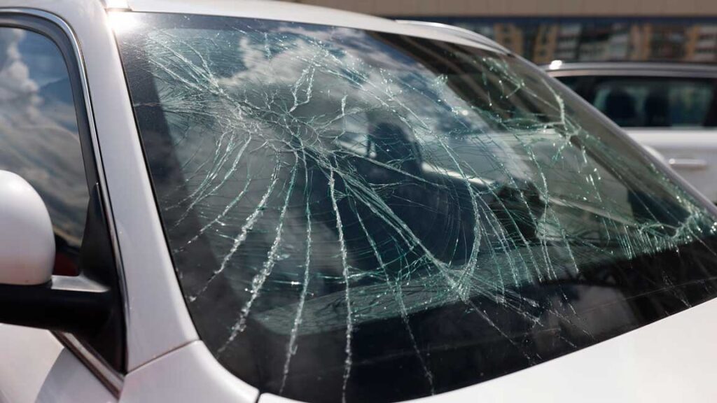 Decisão judicial mantém improcedência de pedidos contra concessionária de rodovia.