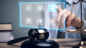 Advogado analisando indicadores de desempenho e fluxos de trabalho com foco em Legal Operations nas empresas.